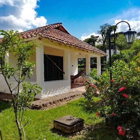 Hotel Campestre Arboretto Villavicencio Exteriör bild