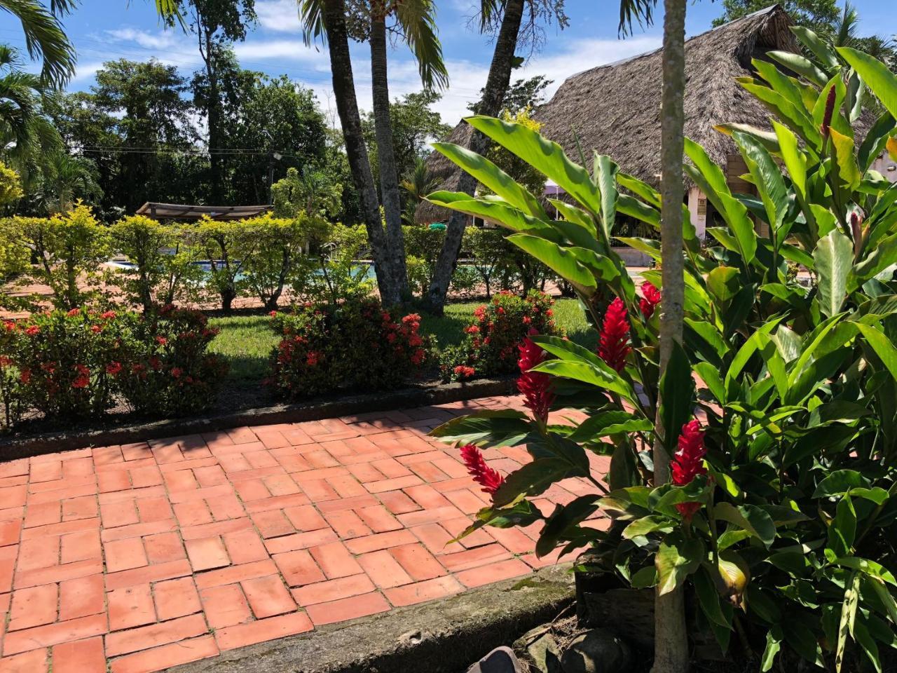 Hotel Campestre Arboretto Villavicencio Exteriör bild