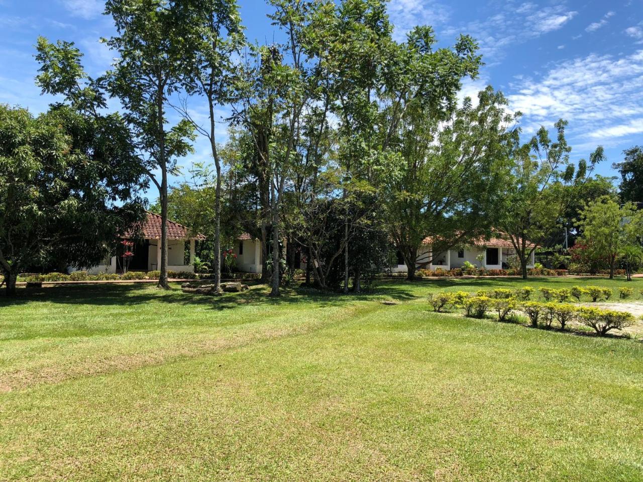 Hotel Campestre Arboretto Villavicencio Exteriör bild